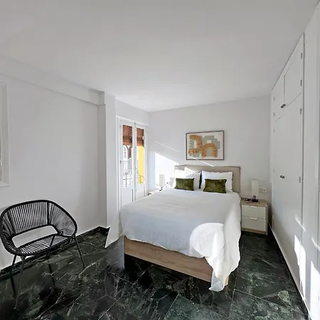 Апартаменти Plaza Boutique House *